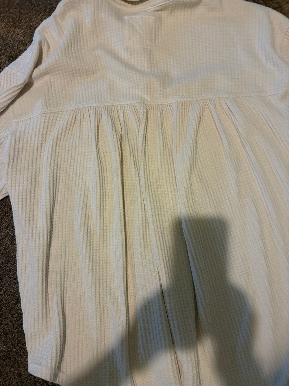 AERIE. Size XL. Cream Waffle-Knit Button-Down Shirt Pleated on back. SOFT. EUC - Picture 9 of 9
